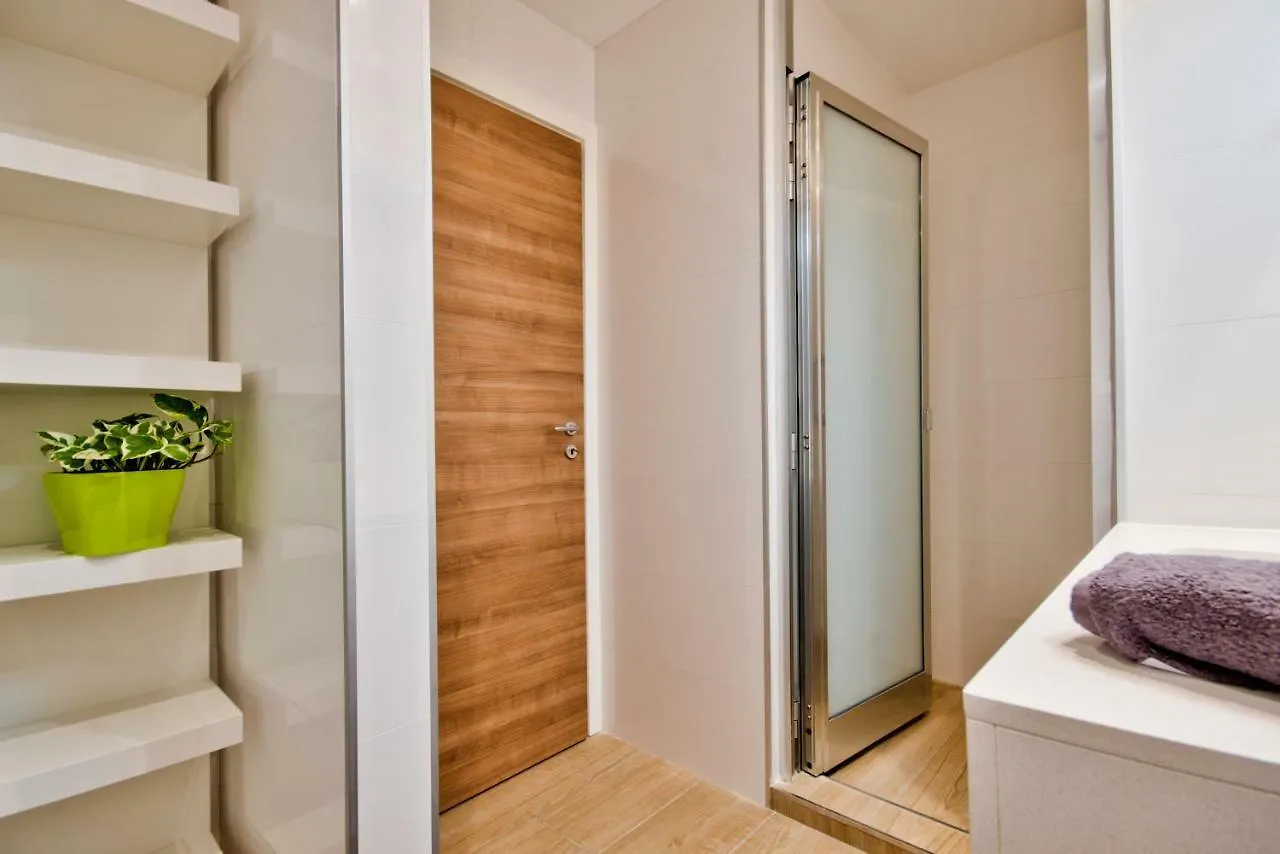 Appartement Spinola Park - The One Bedroom Loft San Ġiljan